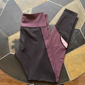 Zyia Joker Light N Tight 28” Leggings